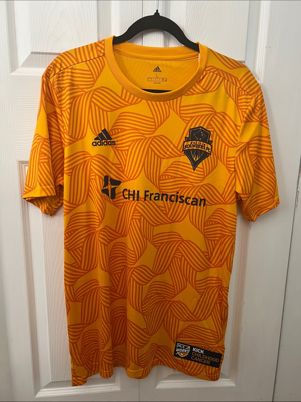 Rare adidas Seattle Sounders FC Kick Childhood Cancer Jersey